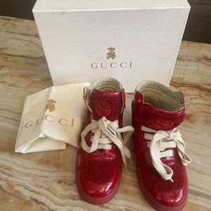 Gucci unisex shoes